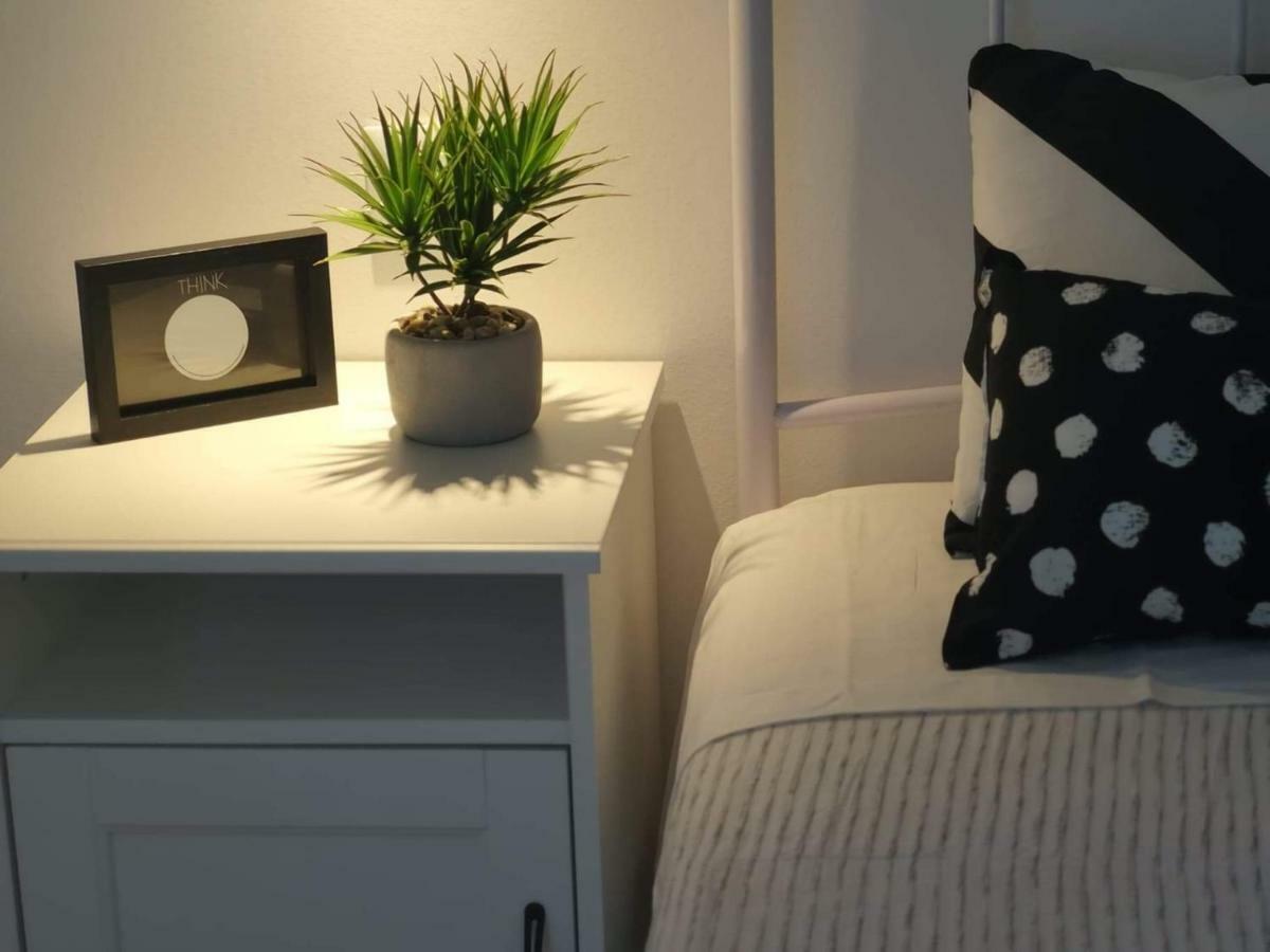 Apartman Michelangelo In The Centar Of Supetar Eksteriør billede